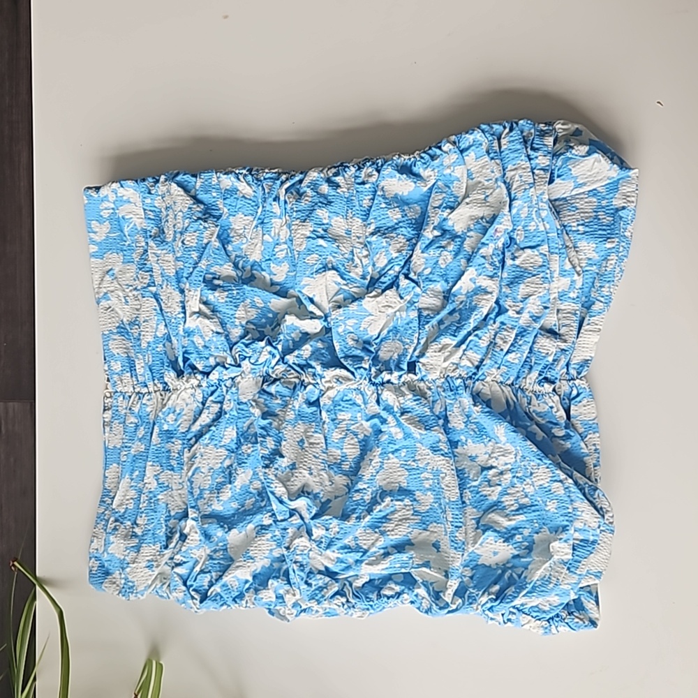Mango Printed pleated mini skirt in sky blue floral pattern
